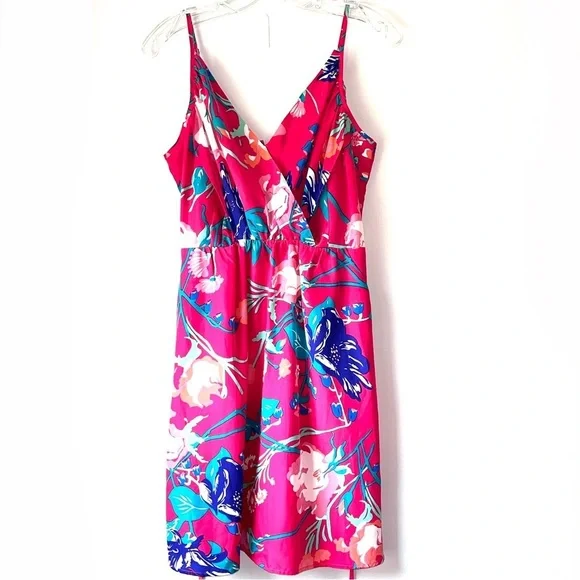 open lace back dress Hot pink floral wrap kurta set – KRUPA KAPADIA main image 0